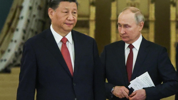 Trung Quốc ngừng nhập khẩu điện từ Nga: Khi đối tác chiến lược "rút phích cắm"