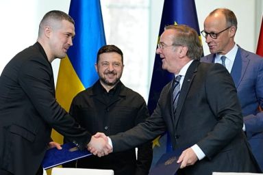 Đức và Ukraine ký thỏa thuận quốc phòng 4 tỷ Euro: bước tiến mới trong quan hệ chiến lược