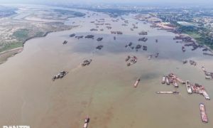 Hàng chục nhà dân ven sông Hồng bị nứt: Hà Nội xác định nguyên nhân
