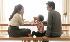 Cách nuôi dạy con của người Nhật khác biệt thế nào so với phương Tây?