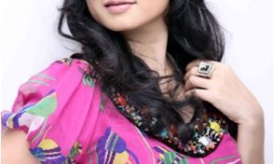 Mỹ Uyên: Cô đơn riết rồi cũng... quen