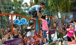 Văn hóa miễn phí nơi công cộng của giới trẻ Việt Nam