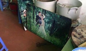 Sau tất cả, ảnh cưới cũng chỉ dùng để lót bếp, chặn rác mà thôi!