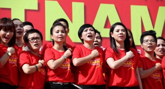 Nghệ sĩ và lòng yêu nước: Thầm lặng hay lên tiếng?