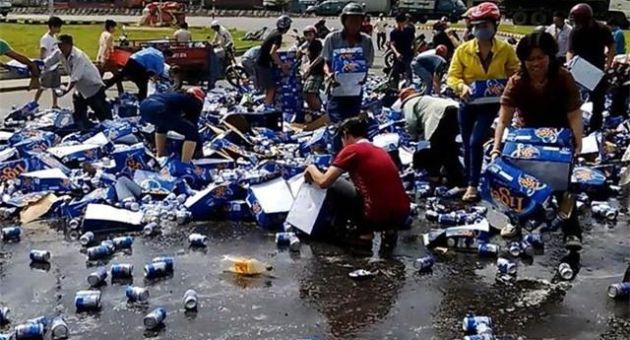 Người Việt mình ơi, bao giờ mới bỏ cái thói quen xấu xí này?