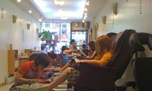 Người Việt tha hương: Nỗi đắng cay và những giọt nước mắt