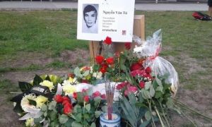 Nhát dao oan nghiệt cách đây 25 năm ở Berlin