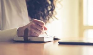 Du học trời Tây: Nên về hay ở?