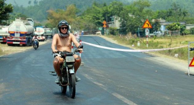 8 điều người Việt cho là chuyện thường, khách Tây thấy kỳ quặc