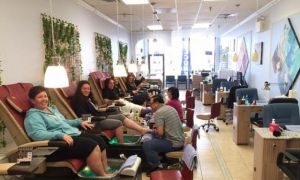 Đằng sau đồng USD Việt kiều Mỹ gửi về - Kỳ 1: Làm nails hay làm hãng?