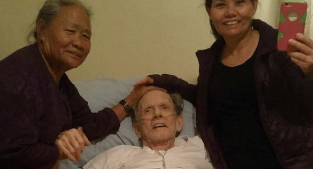 Ông người Mỹ, bà người Việt, và đứa con lai trùng phùng sau 48 năm
