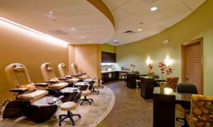 Nguyên nhân khiến các tiệm Nails bị mất khách và phá giá là đây