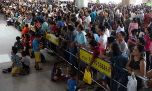 Đừng sính mác “Việt kiều”, tội người ta