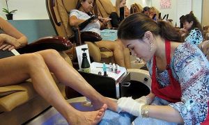 Sáu bí quyết giúp chủ tiệm nail giữ thợ giỏi