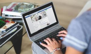 4 điều tuyệt đối không nên chia sẻ trên Facebook