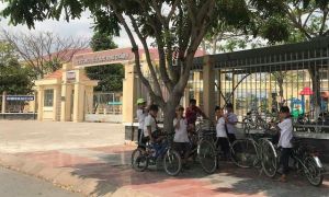 Phụ huynh muốn con học gì khi bắt cô giáo quỳ xin lỗi?