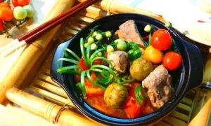 Món ăn ngon mỗi ngày: Canh sườn non nấu sấu chua