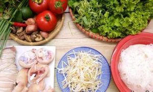 Cách nấu bún giò heo thơm ngon, bổ dưỡng cho bữa sáng