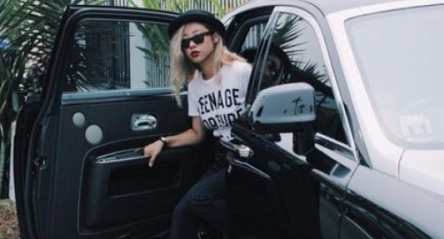 Cha mẹ Việt kỳ lạ nhất thế giới: Trẻ thì đọ xe đọ nhà, già thì đọ con