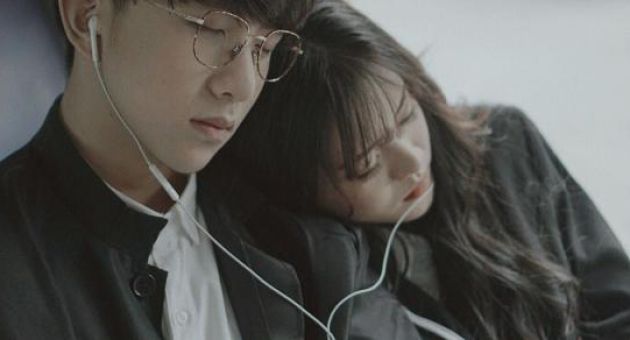 Người đàn ông nào luôn sẵn sàng dành cho bạn 3 thứ này thì sẽ yêu và trân...