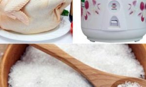 “Học lỏm” bí quyết chế biến gà hấp muối sả bằng nồi cơm điện vừa tiện lợi lại...