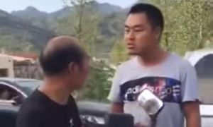 Người đàn ông Trung Quốc trả thù giáo viên đánh mình 20 năm trước