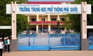 Thầy giáo làm lộ đề môn Toán, gần 500 học sinh lớp 11 ở Phú Quốc phải thi lại