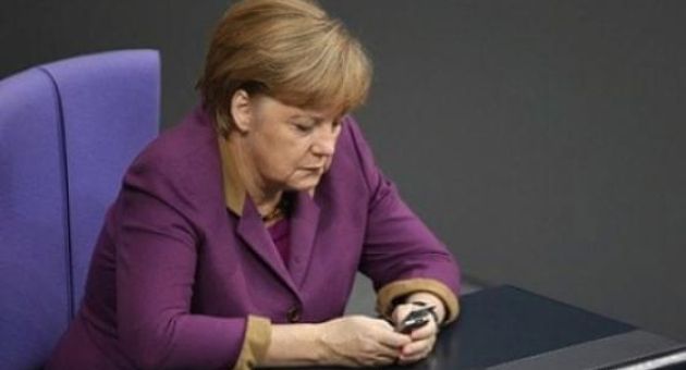 Tin tặc tiết lộ thông tin mật của Thủ tướng Merkel và hàng trăm chính khách Đức