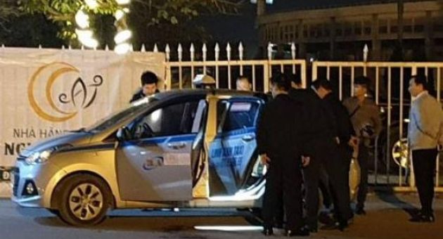 Tài xế taxi bị cứa cổ tử vong trước sân vận động Mỹ Đình
