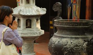 Đi lễ chùa đầu năm: Những quan niệm sai lầm bạn chưa từng biết