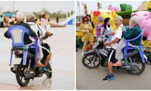 ‘Mẹ ơi! Đường hoa năm nay đẹp lắm, để con chở mẹ đi xem… Mẹ nhé!’