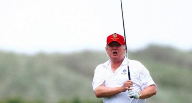 Tăng cân lên hơn 110kg, Tổng thống Trump chính thức bị béo phì