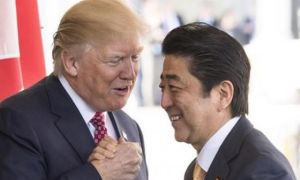 Báo Nhật: Mỹ đã đề nghị Thủ tướng Abe đề cử giải Nobel cho ông Trump