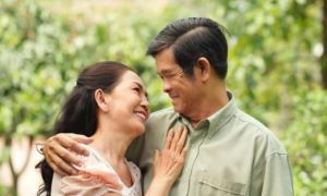 8 cái “thiếu” trong đời sống của các cặp vợ chồng sau 50 tuổi