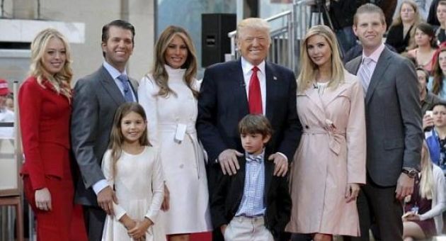Bố là tỷ phú trước khi làm Tổng thống, con trai Donald Trump vẫn cắt cỏ, nhặt...