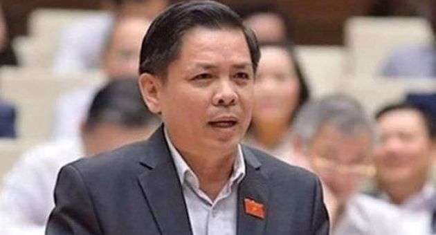 Mất giấy phép lái xe phải thi lại: Vô lý!