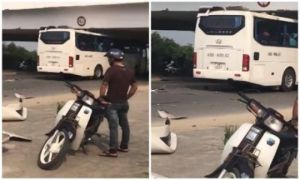 Bất tuân biển báo, xe du lịch kéo sập biển rồi lao vào gầm cầu chết cứng