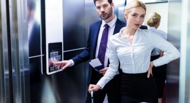 Vì sao trong thang máy có lắp gương? Hơn 80% người không biết
