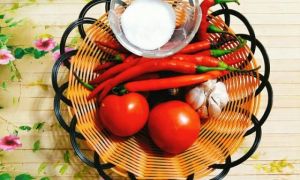 Cách tự làm tương ớt tại nhà, không lo chất bảo quản