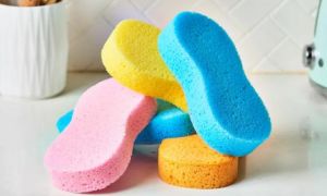 Ngoài rửa chén bát, miếng bọt biển nhỏ bé còn có 8 công dụng đáng ngạc nhiên...