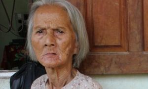 Người mẹ chấp nhận hi sinh con để cứu mạng hàng trăm dân làng