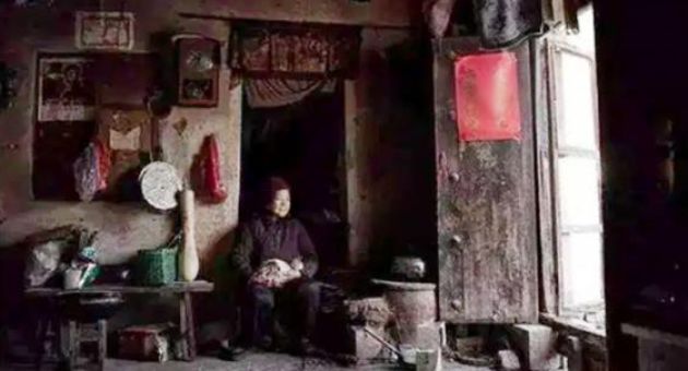 Bức thư của người mẹ già: “Cảm ơn các con đã chăm sóc mẹ, nhưng mẹ hối hận vì...