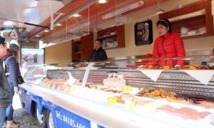 Người Việt 'mò' việc ở trời Tây