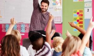 Truyện Lọ Lem qua cách dạy của thầy giáo Mỹ