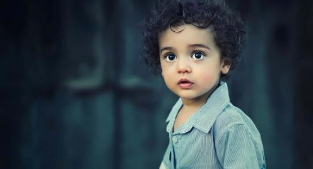 4 điều cha mẹ làm gây tổn hại lòng tự tôn của trẻ