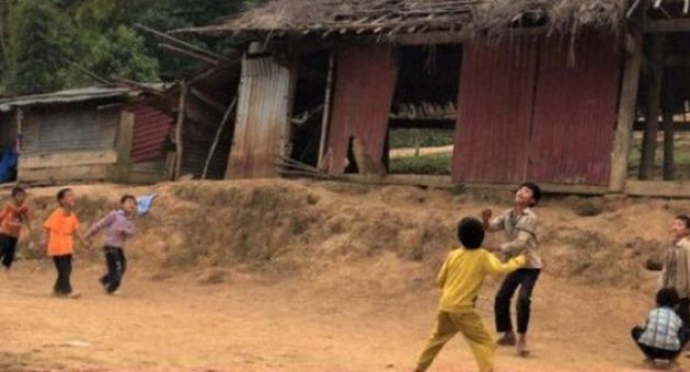 Xúc động bức thư hiệu trưởng vùng cao xin gạo nuôi học sinh