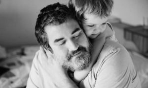 “Bố ơi, con có thể mua 1 giờ của bố không?”