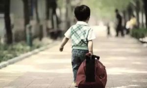 Dùng nghèo để nuôi con trai, dùng giàu để nuôi con gái