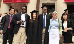 Bí mật của gia đình có hai con vào Harvard