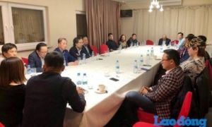 Người Việt tại Ba Lan đoàn kết phòng chống dịch Covid-19